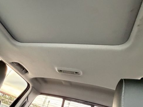Used 2018 GMC Sierra 1500 SLT w/ Enhanced Driver Alert Package RWD image 34
