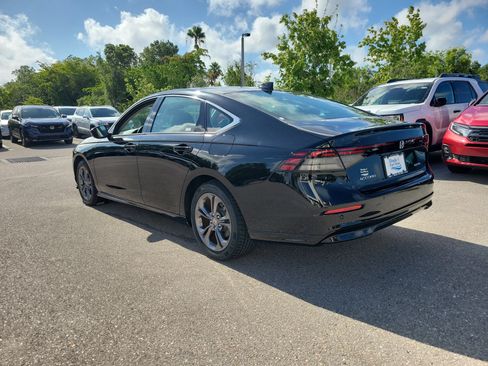 Used 2023 Honda Accord EX-L image 4