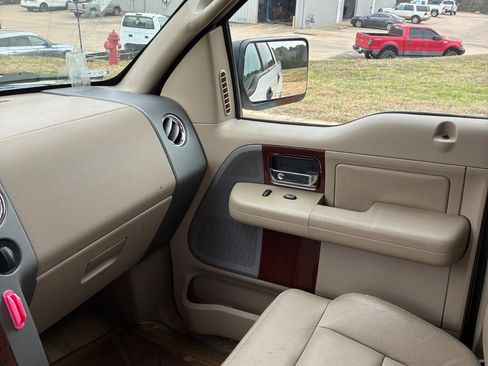 Used 2008 Ford F150 Lariat image 21