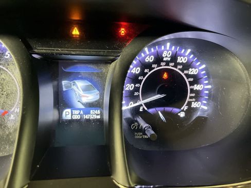 Used 2015 Toyota Avalon Limited FWD image 17