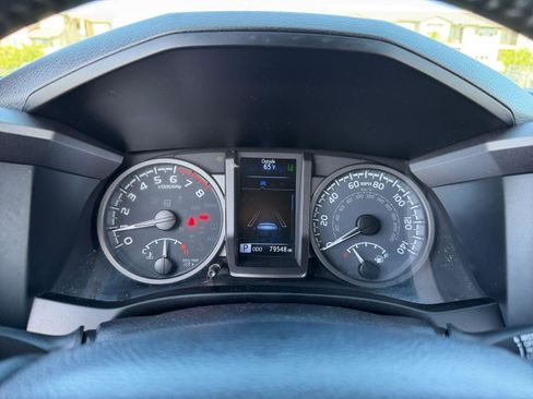 Used 2023 Toyota Tacoma TRD Off-Road AWD/4WD image 13