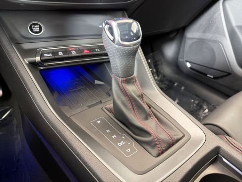 Used 2025 Audi Q3 2.0T Premium Plus w/ Premium Plus Package image 18