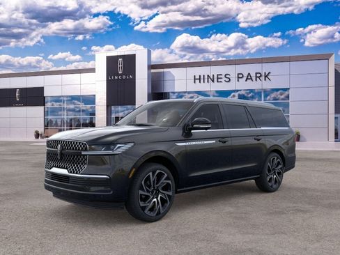 New 2026 Lincoln Navigator L Reserve AWD/4WD image 1