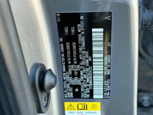 Used 2019 Lexus RX 450h AWD w/ Navigation Package image 36
