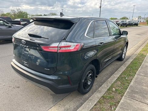Used 2023 Ford Edge SEL w/ Convenience Package AWD/4WD image 3