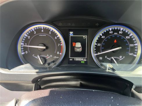Used 2018 Toyota Highlander XLE image 23