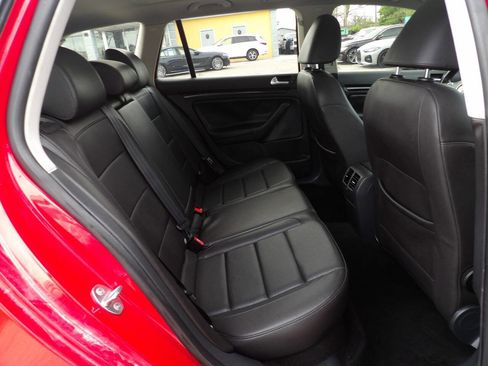 Used 2014 Volkswagen Jetta TDI image 19