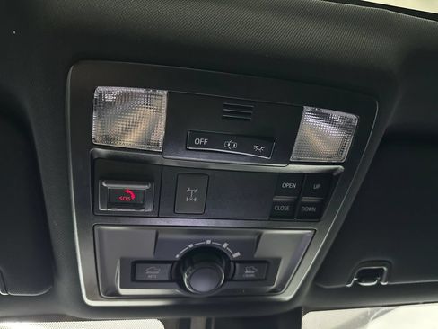 Used 2021 Toyota Tacoma TRD Pro AWD/4WD image 32
