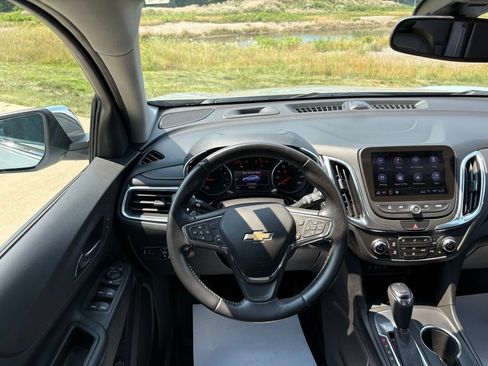 Used 2020 Chevrolet Equinox Premier FWD image 45