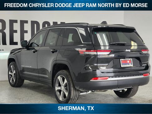 New 2026 Jeep Grand Cherokee Limited AWD/4WD image 3