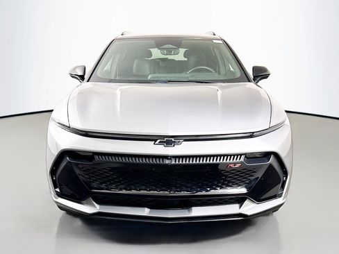 Used 2025 Chevrolet Equinox EV RS w/ Convenience Package II image 2