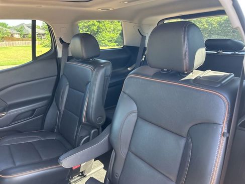 Used 2021 GMC Acadia AT4 w/ Technology Package AWD/4WD image 12