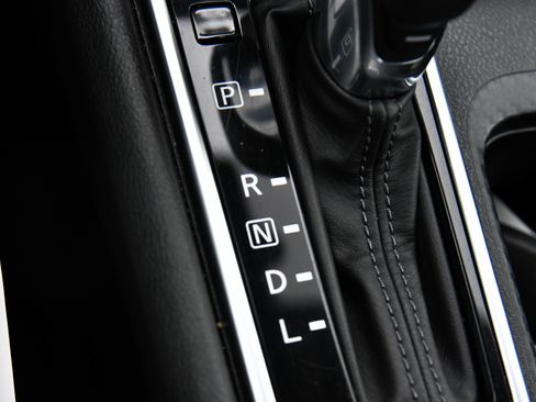 Used 2024 Nissan Sentra SV image 22