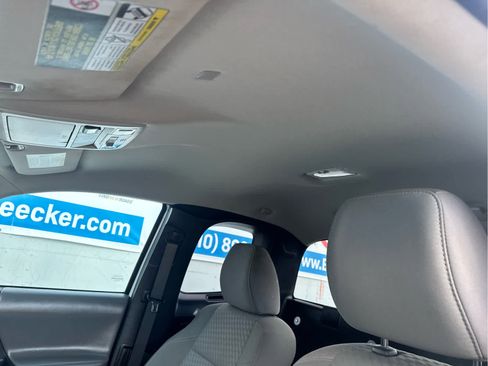 Used 2021 Toyota Tacoma SR image 24