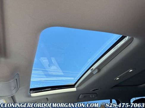 Used 2021 GMC Acadia AT4 image 50