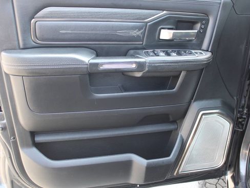 Used 2019 RAM 3500 Limited image 29