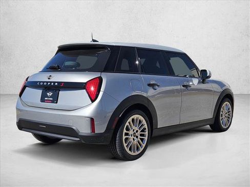 Used 2026 MINI Cooper S FWD image 2