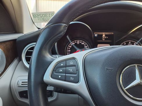 Used 2015 Mercedes-Benz C 300 4MATIC Sedan image 26