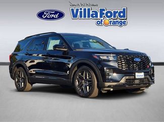 Used 2025 Ford Explorer ST video 1