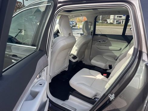Used 2023 Volvo XC90 B6 Plus w/ Protection Package image 13