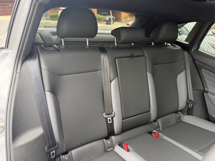 Used 2025 Volkswagen ID.4 Pro S RWD image 39