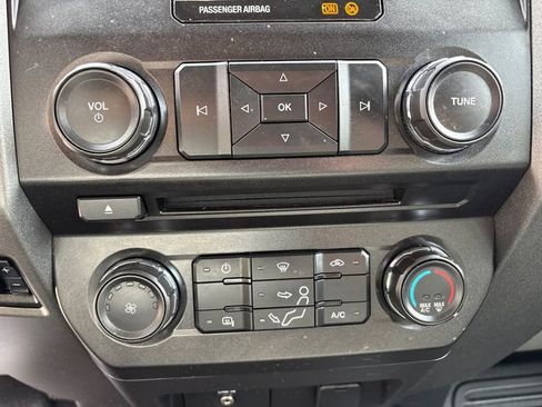 Used 2017 Ford F250 XL w/ Power Equipment Group image 24