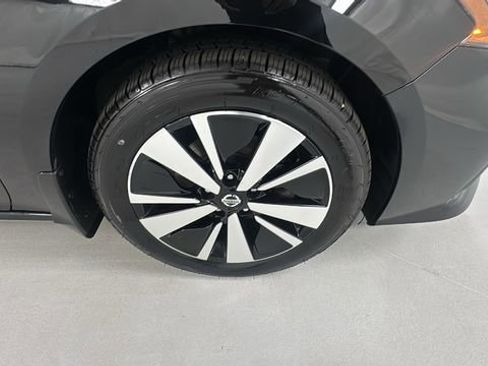 Certified 2020 Nissan Altima 2.5 SL AWD/4WD image 9