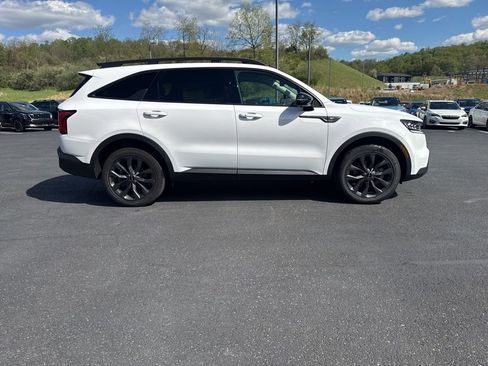 Used 2023 Kia Sorento SX Prestige image 8