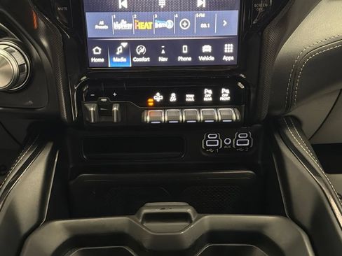 Used 2023 RAM 1500 Limited AWD/4WD image 14