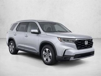 Used 2025 Honda Pilot EX-L video 3