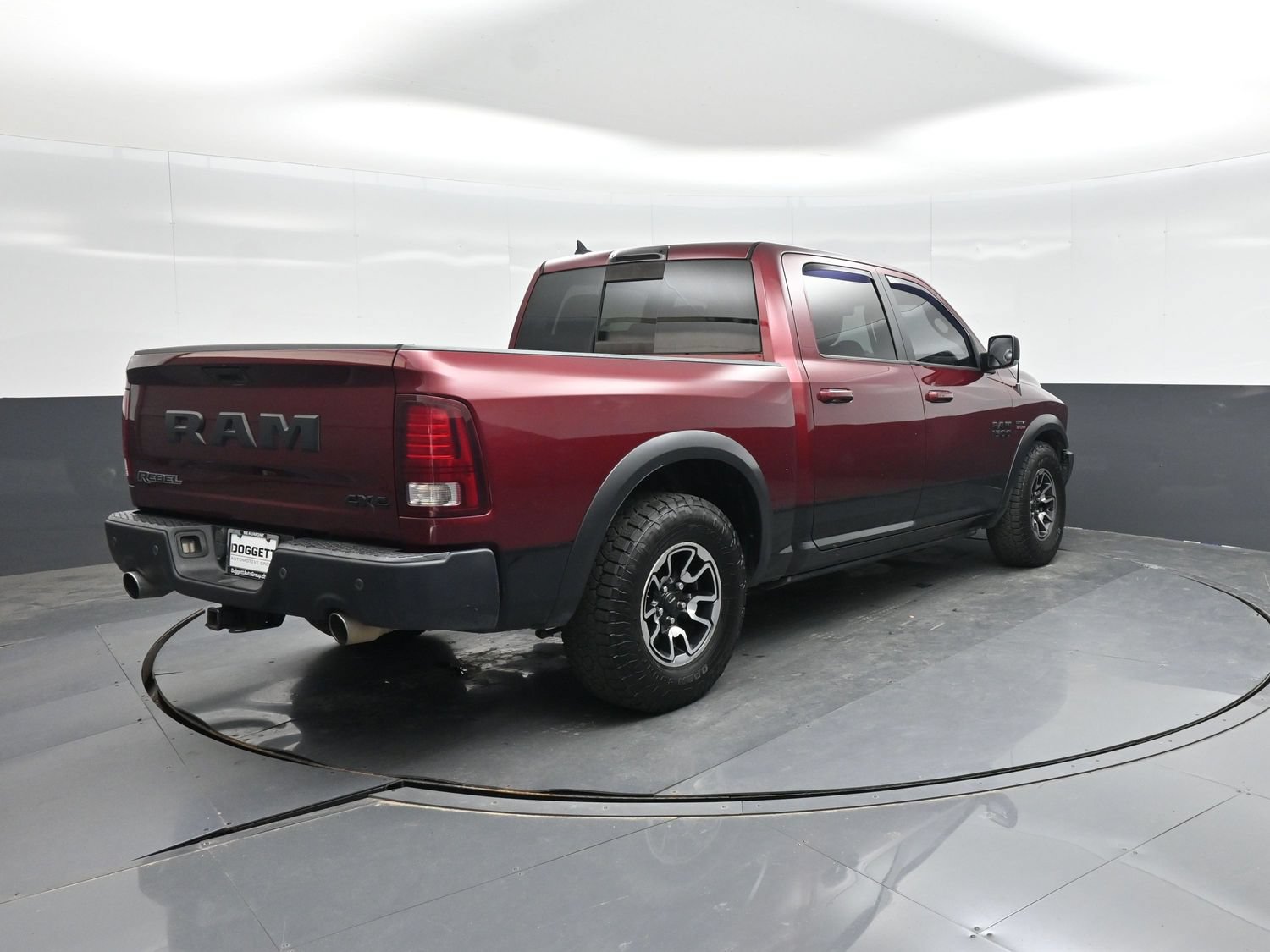 Used 2018 RAM 1500 Rebel w/ Luxury Group AWD/4WD image 9