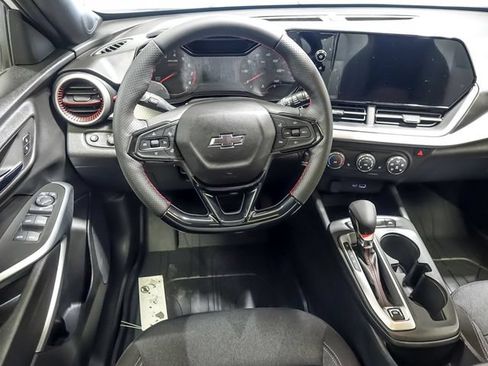 New 2026 Chevrolet Trax RS w/ Sunroof Package FWD image 13