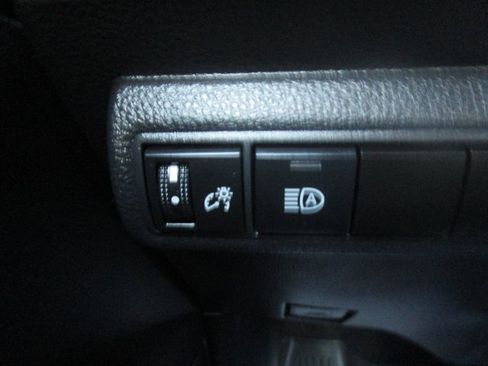 Used 2020 Toyota Corolla XSE image 12