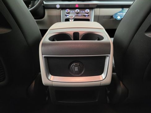 Used 2024 Kia Carnival LX image 43