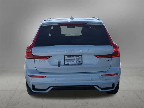 Certified 2025 Volvo XC60 T8 Core w/ Protection Package Premier image 5