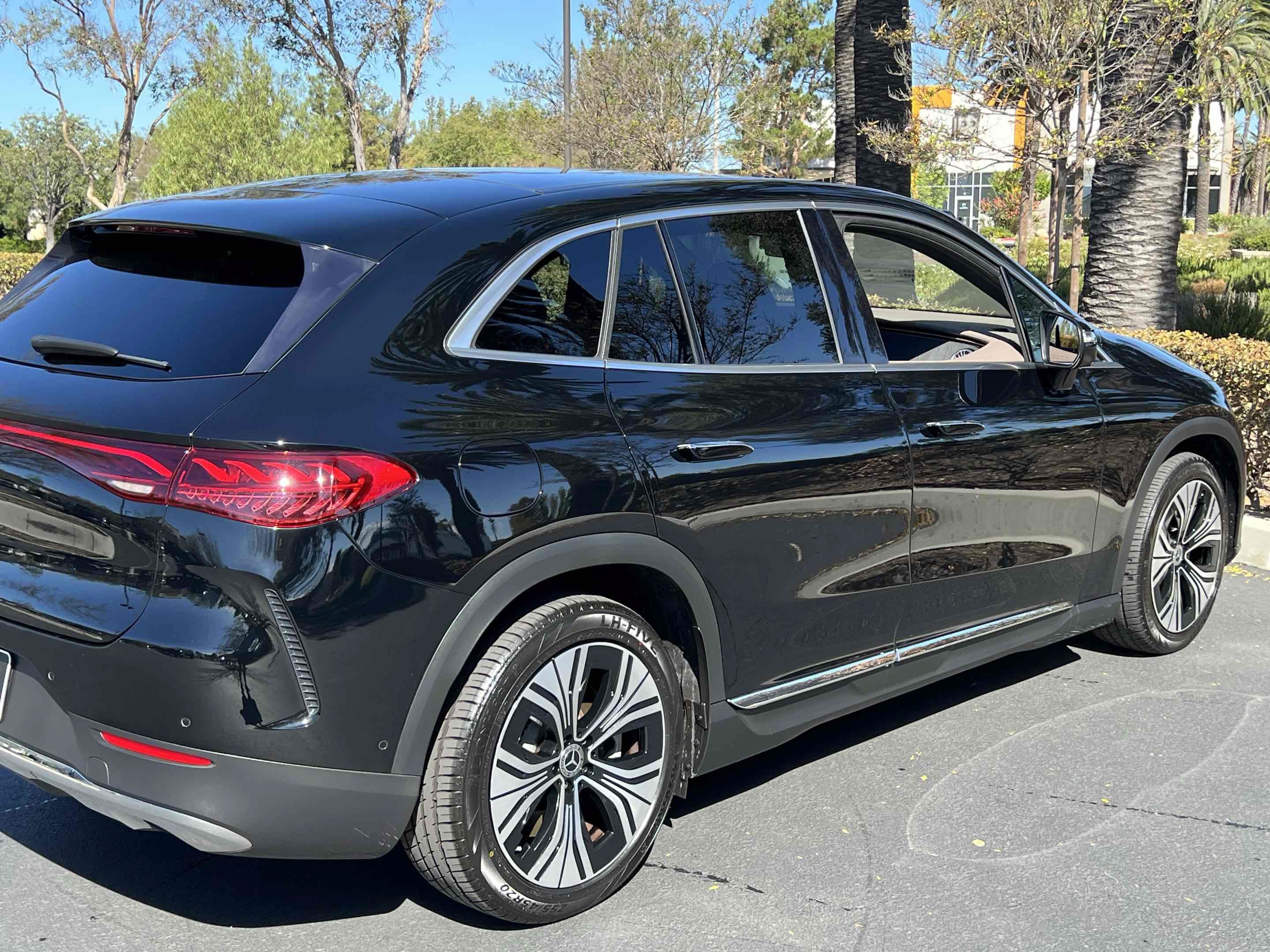Used 2023 Mercedes-Benz EQE 350+ SUV image 52