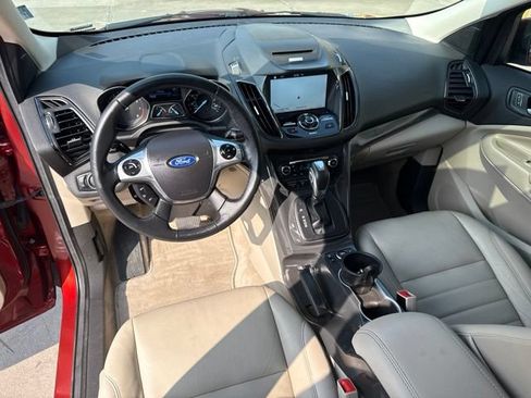 Used 2016 Ford Escape Titanium AWD/4WD image 17