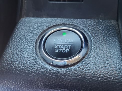 Certified 2019 Ford F150 Lariat w/ Trailer Tow Package image 25