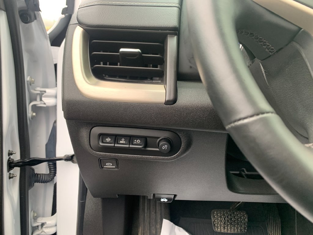 Used 2023 GMC Terrain Denali w/ Denali Premium Package AWD/4WD image 31