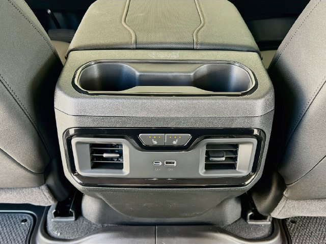 New 2026 GMC Sierra 1500 AT4 w/ AT4 Premium Package AWD/4WD image 18