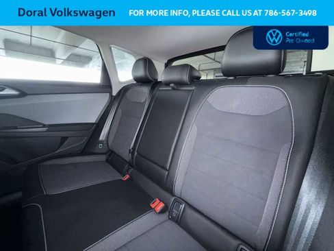 Used 2022 Volkswagen Taos SE FWD image 22