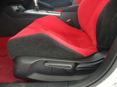 Used 2024 Honda Civic Type R image 10