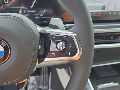New 2025 BMW 760i xDrive image 34