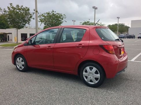 Used 2017 Toyota Yaris L image 6