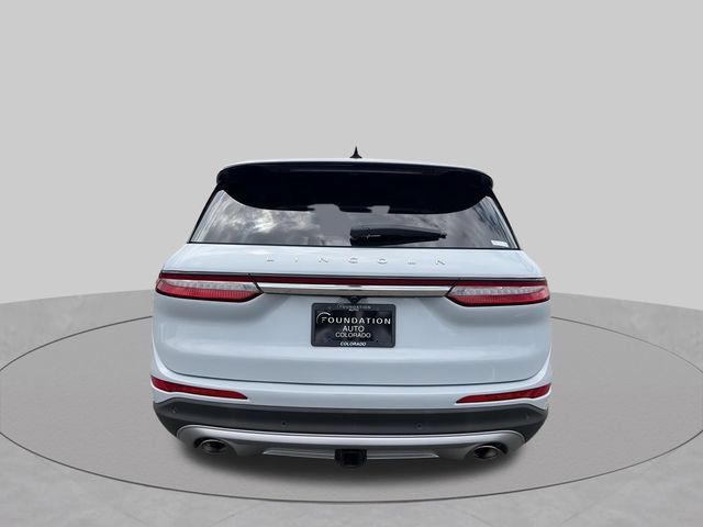Used 2025 Lincoln Corsair Reserve w/ Towing Package AWD/4WD image 8