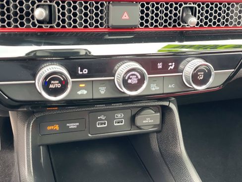 Certified 2024 Honda Civic Si image 11