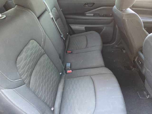 Used 2023 Nissan Pathfinder S FWD image 37