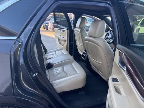Used 2019 Cadillac XT5 Luxury image 15