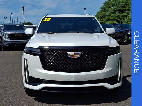Certified 2023 Cadillac Escalade Sport Platinum AWD/4WD image 2