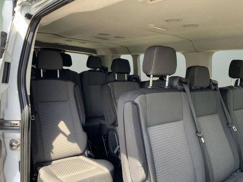 Used 2024 Ford Transit 350 XLT RWD image 19